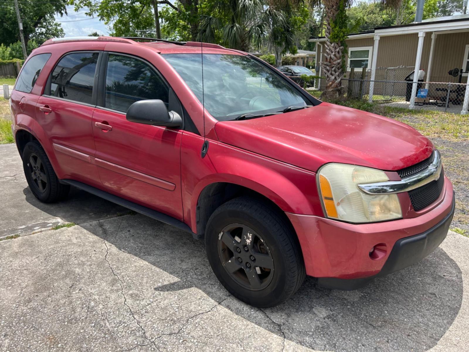 2005 Chevrolet Equinox (2CNDL63F156) , located at 1758 Cassat Ave., Jacksonville, FL, 32210, (904) 384-2799, 30.286720, -81.730652 - LOW MILEAGE!!!!! ONLY 86,523 MILES!!!!! 2005 CHEVROLET EQUINOX LT MODEL LEATHER 4-DOOR AUTOMATIC TRANSMSSION ICE COLD AIR CONDITIONING RUNS GREAT $3900.00 DON'T HESITATE OR THIS ONE WILL BE GONE CALL US @ 904-384-2799 - Photo #2